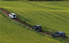 二代哈弗H9担任“学习强国”学习平台《沿着边境看中国》第二季摄制组边疆报道保障用车