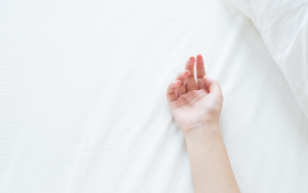 废墟下的守护：平安福不仅是 36 万理赔金，更是全家重生的勇气